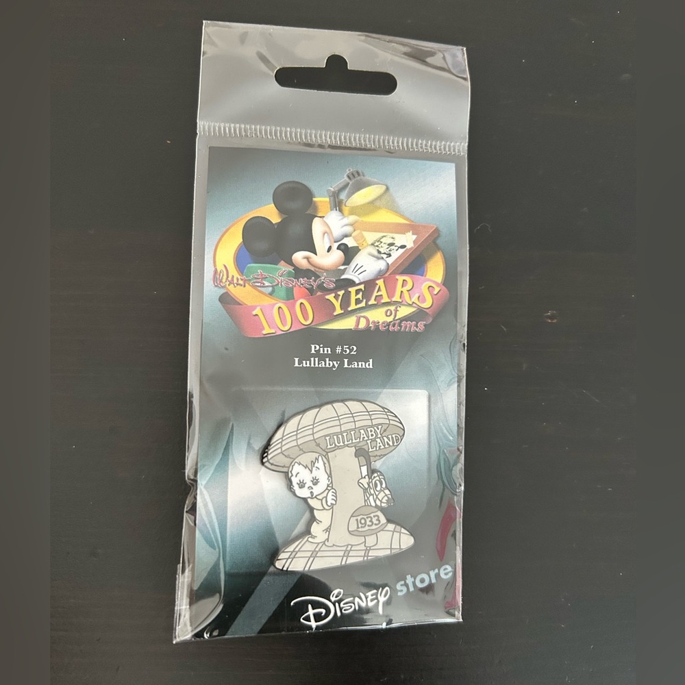 Disney 100 Years of Dreams pin #52 Lullaby Land